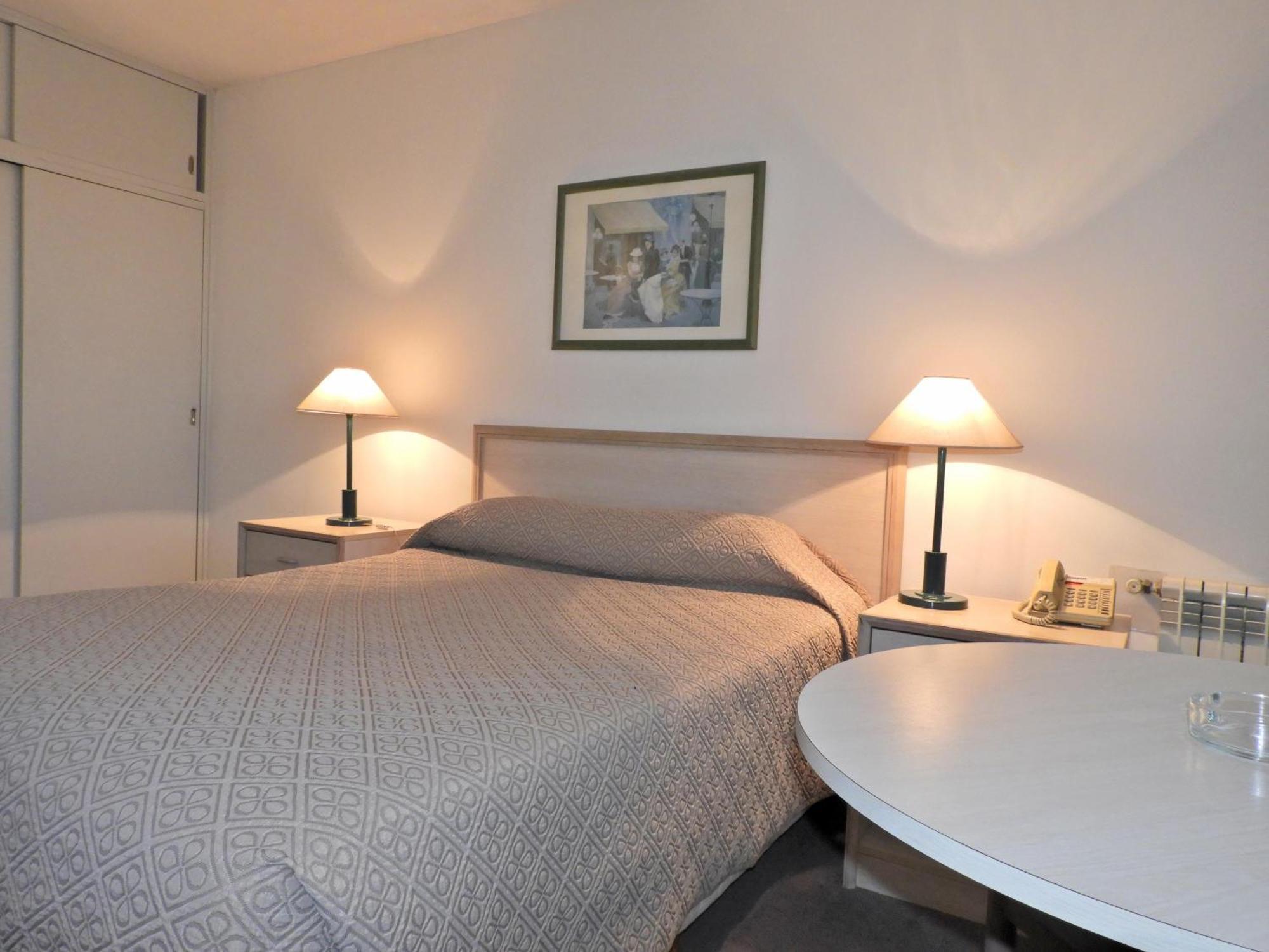 Hotel Tres Cruces 몬테비데오 외부 사진