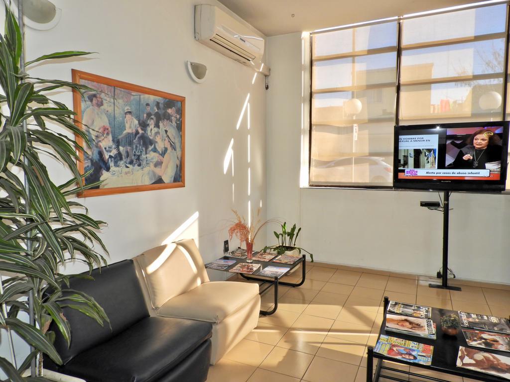 Hotel Tres Cruces 몬테비데오 외부 사진