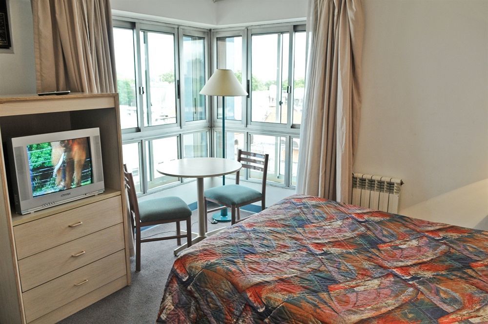 Hotel Tres Cruces 몬테비데오 외부 사진