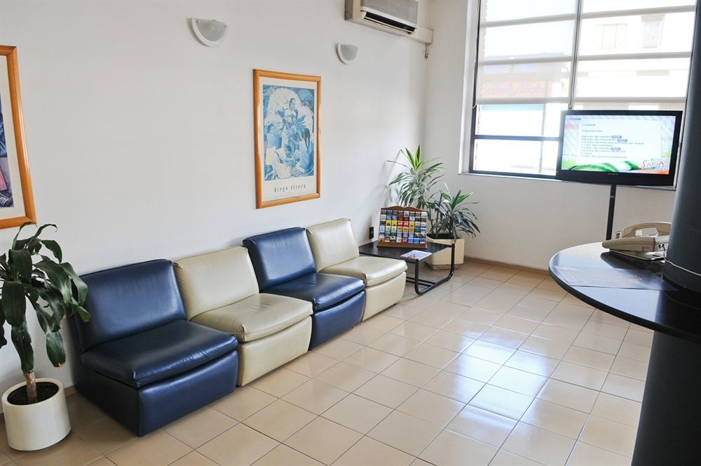 Hotel Tres Cruces 몬테비데오 외부 사진