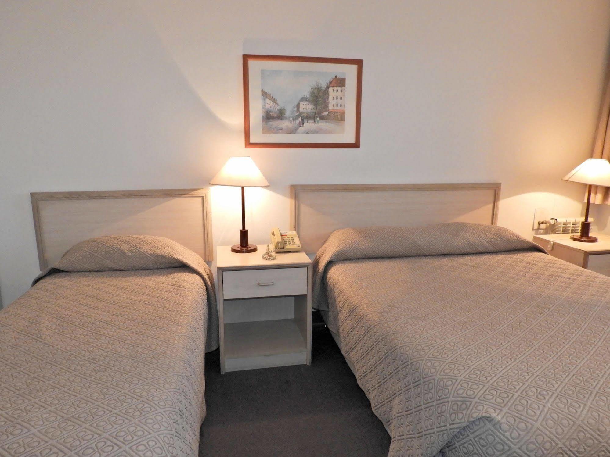 Hotel Tres Cruces 몬테비데오 외부 사진