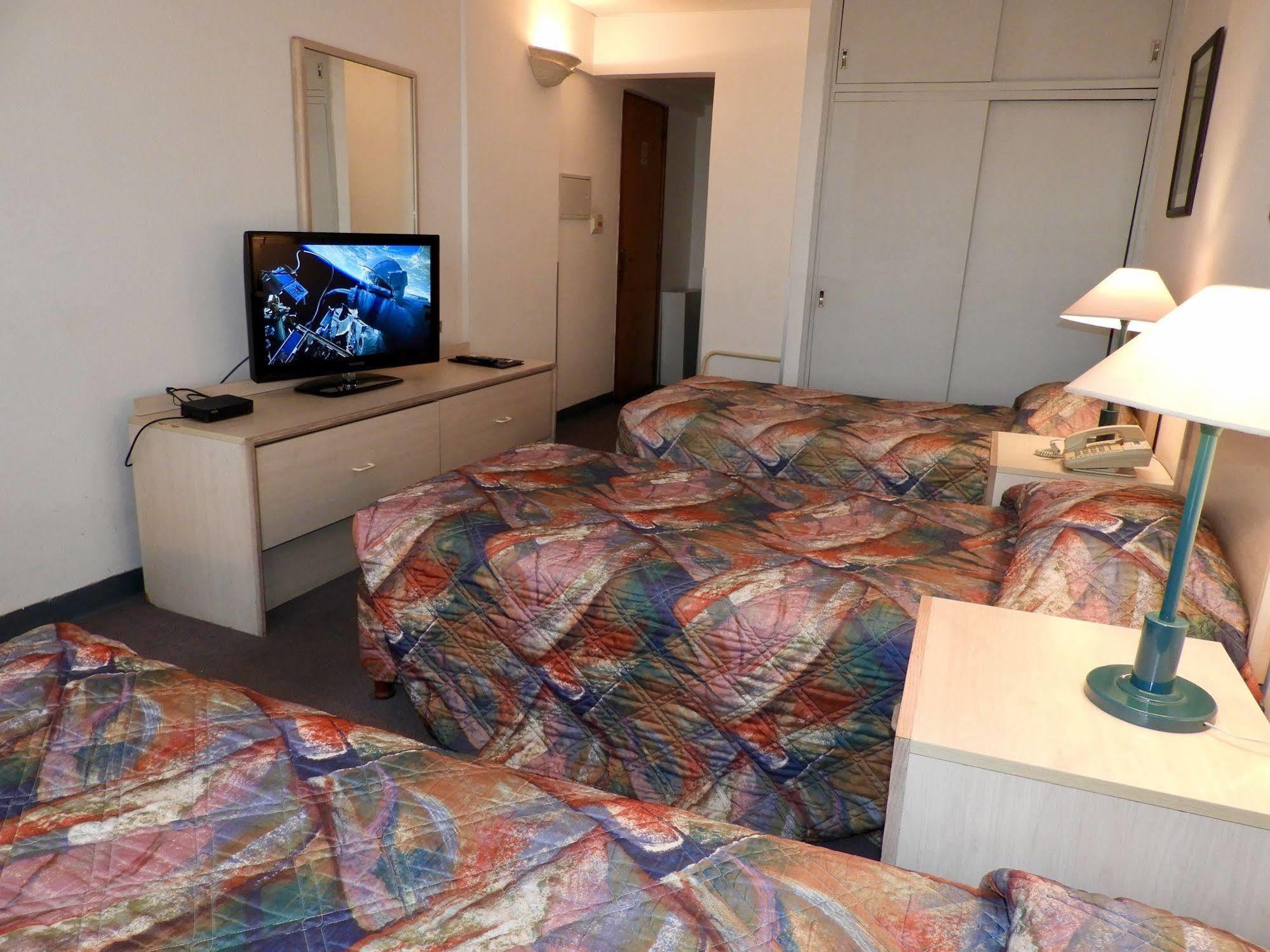 Hotel Tres Cruces 몬테비데오 외부 사진