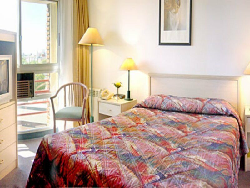 Hotel Tres Cruces 몬테비데오 외부 사진